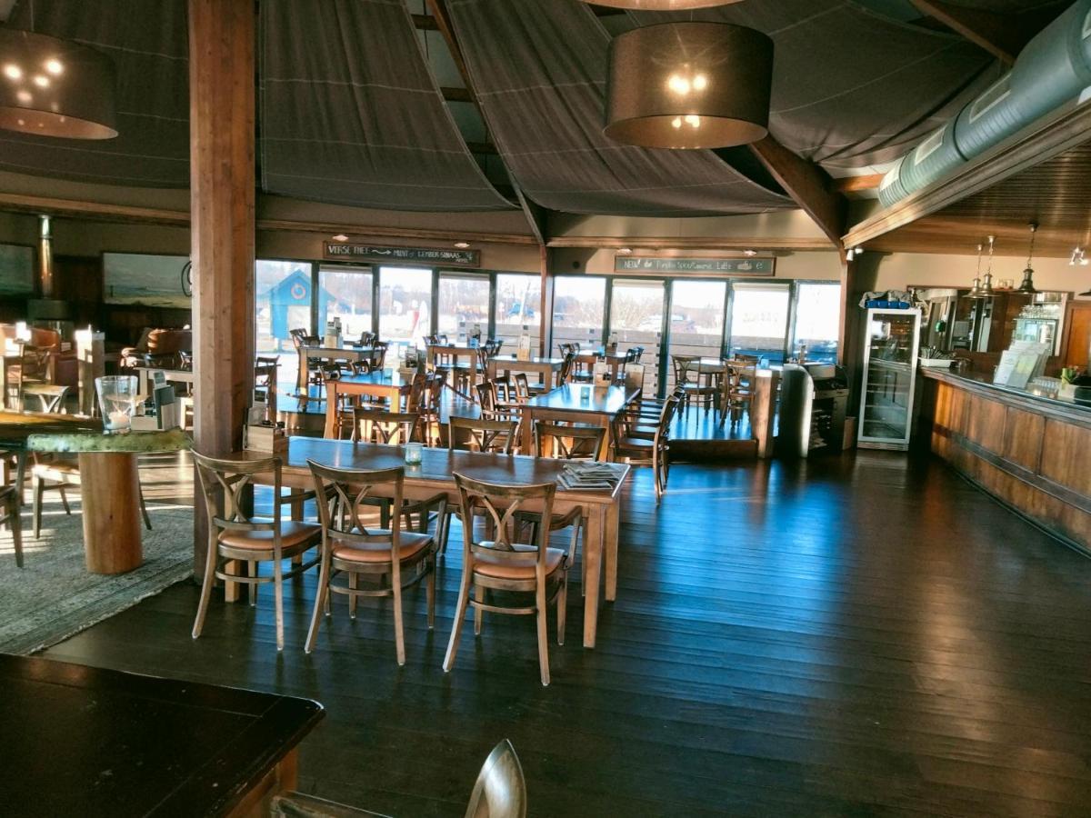 Bj Chalets - De Rug 1 - Vakantiepark Lauwersoog - Luxe Chalet Met Vaatwasser! Vroege Incheck! 외부 사진